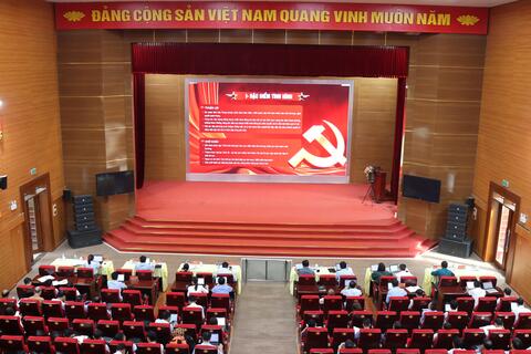 <a href="/tin-tuc-su-kien/xay-dung-dang" title="Xây dựng đảng" rel="dofollow">Xây dựng Đảng</a>