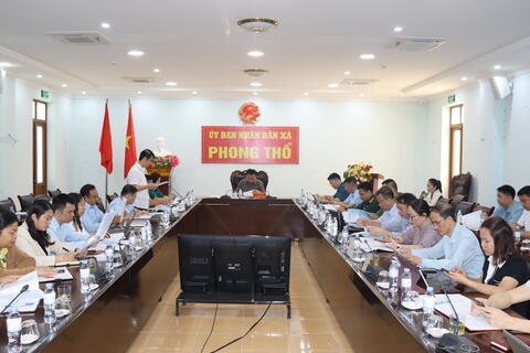 Phiên họp UBND xã Phong Thổ quý I năm 2026