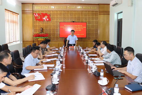 Tổ giám sát Vụ Địa bàn 2, Cơ quan Ủy ban Kiểm tra Trung ương làm việc với Ban Thường vụ Đảng ủy xã Phong Thổ